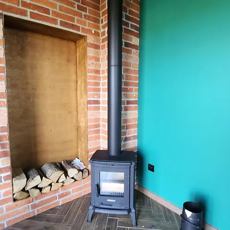 Vila Entire House By The For Upto 30 Guests Leleszki