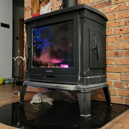 Vila Entire House By The For Upto 30 Guests