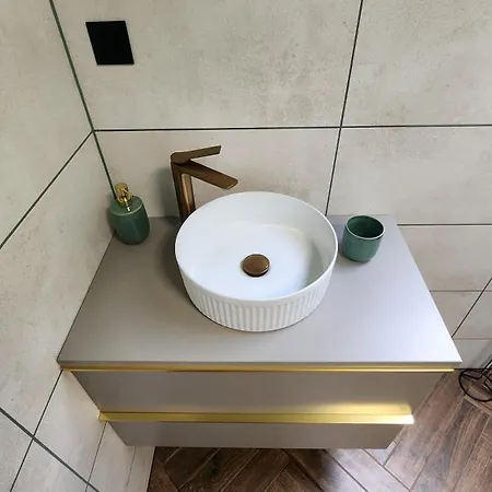 Vila Entire House By The For Upto 30 Guests *