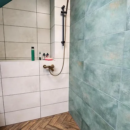 Vila Entire House By The For Upto 30 Guests Leleszki